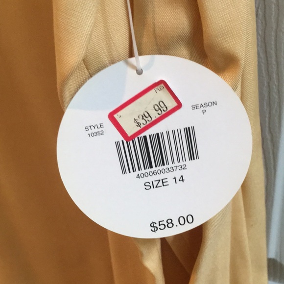 NWT Valerie Stevens silk blouse - Picture 5 of 6